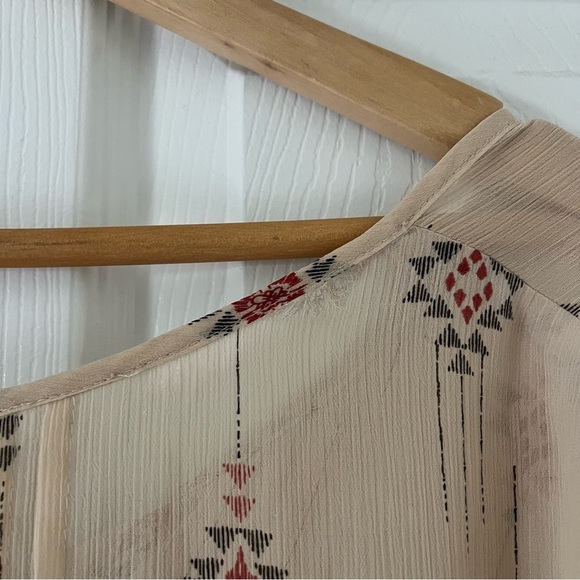 Torrid 3/4 Sleeve Blouse 2X - Picture 8 of 9